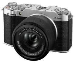 Fujifilm X-M5 連 Fujinon XC 15-45mm F3.5-5.6 PZ 鏡頭套裝 (租借)